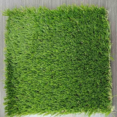 Infiller miễn phí Cỏ tổng hợp chống ma sát 30mm Phân cảnh giải trí Cỏ nhân tạo Cỏ cao mật độ mà không cần đổ