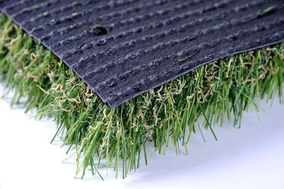 Cỏ nhân tạo mật độ cao 35mm với 16800 khâu / m2 và khả năng thấm nước tuyệt vời cho cảnh quan