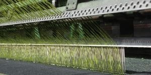 60mm Đồi cao Bóng đá Cỏ nhân tạo Thể thao Cỏ giả 5/8'' Gauge 140 Stitches / M Cỏ nhân tạo