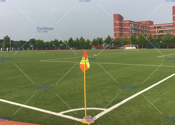 Sân cỏ nhân tạo mật độ cao cọc 55mm được FIFA chứng nhận dành cho sân bóng đá với mức bảo trì thấp
