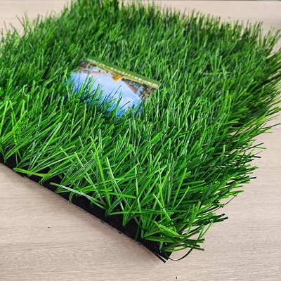 Cỏ nhân tạo bóng đá 50mm 160 khâu / M Cỏ giả ngoài trời Cho sân bóng đá và các hoạt động ngoài trời với bảo trì thấp