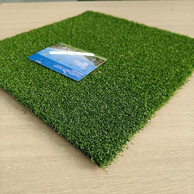 Green Golf Cỏ nhân tạo Dtex 6000 15mm Cỏ nhân tạo với sợi cong cho thể thao và vườn