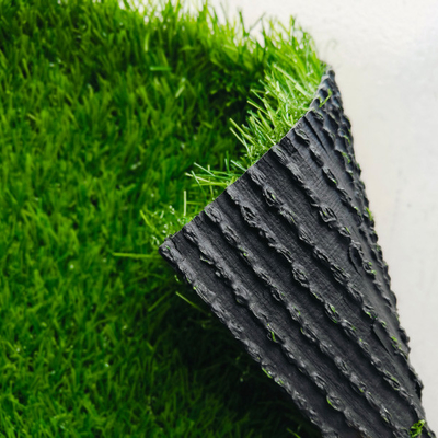 Non-Fill Synthetic Turf 25mm Cỏ nhân tạo Dtex cao cho các sân thể thao và trang trí cảnh quan