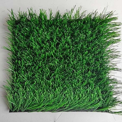 Cỏ nhân tạo bền đa dụng cho thể thao và giải trí với 18000 Dtex và mật độ 7560 khâu / m2