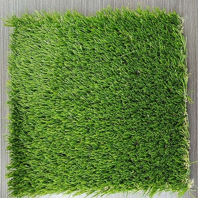 Hiệu suất thấm nước cao 30mm Cỏ xanh nhân tạo với chất kết dính PU được sử dụng cho các lĩnh vực giải trí