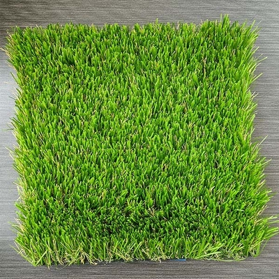 Cỏ giả nhân tạo đa dụng 50mm với khả năng chống nước và chống tia UV tuyệt vời