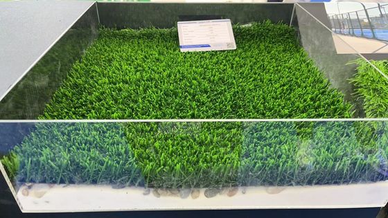 Cỏ nhân tạo không đổ đầy với thảm giảm chấn cho sân thể thao