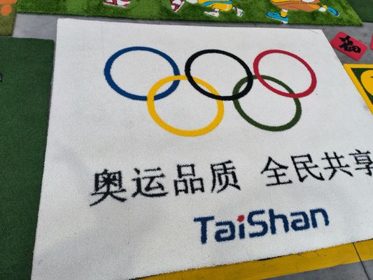 Mô hình logo tùy biến Cỏ nhân tạo Cỏ tổng hợp có khả năng chống cháy và chống tia UV tuyệt vời
