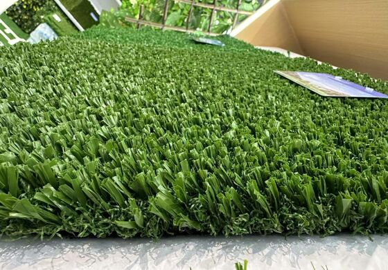 Cỏ cao 36mm mật độ cao Cỏ nhân tạo không lấp đầy tiêu chuẩn FIFA cho các sân thể thao