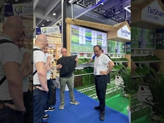 cỏ nhân tạo không cần chất độn từ năm 1978